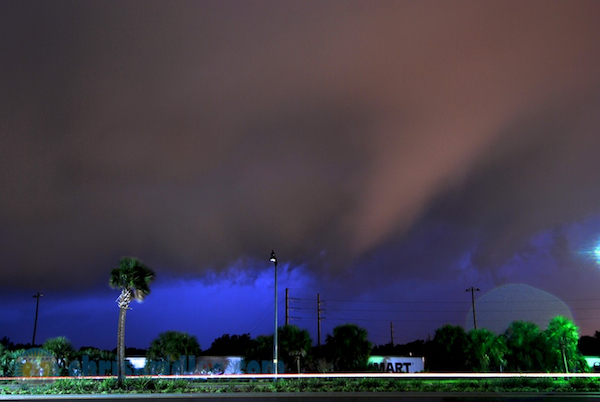 A suspicious lowering was a persistent feature of a tornado-warned storm as it approached me in Rockledge, Florida. Photo by Chris Kridler, ChrisKridler.com