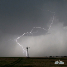 Nice squiggly lightning.