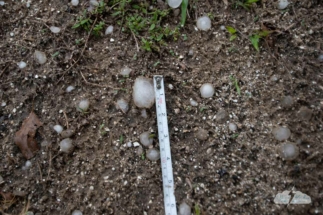 I measured a few hailstones at 1.5&quot; in north Cocoa on U.S. 1.