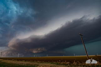 I've enhanced this to bring out the contrast of this gorgeous shelf cloud.