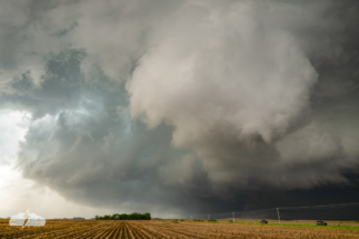 This was one of the weirder-looking wall clouds I've seen.