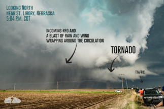 The annotated version showing the storm at 5:04 p.m. CDT.