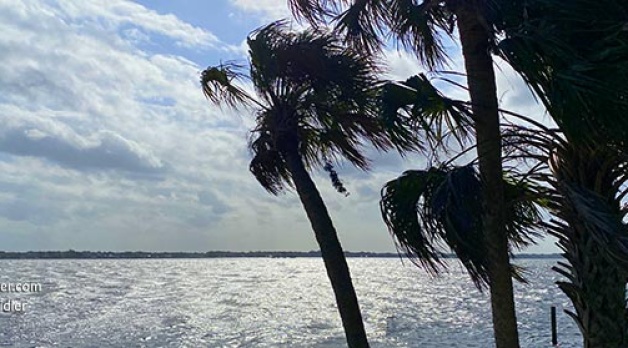 2 April 2021: Video of wonderful wind and waves on the lagoon