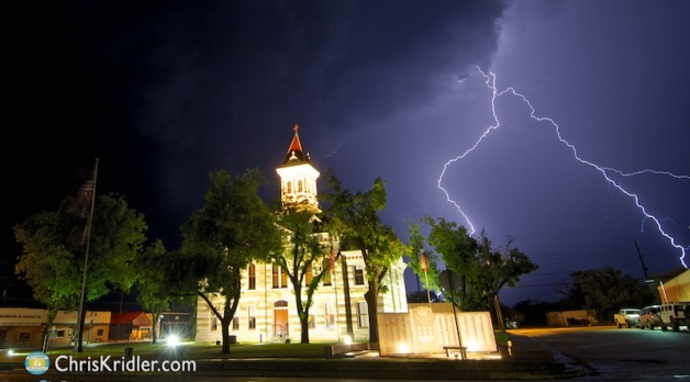 8 May 2015: Tornadic storm and lightning in Texas