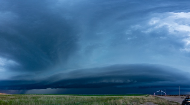 24 May 2021: Spectacular spinning supercells in Kansas