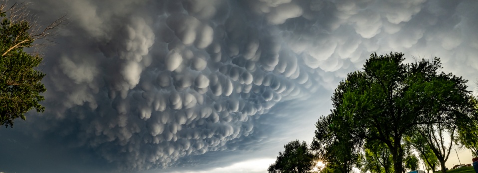 A multi-image panorama of the mammatus show.